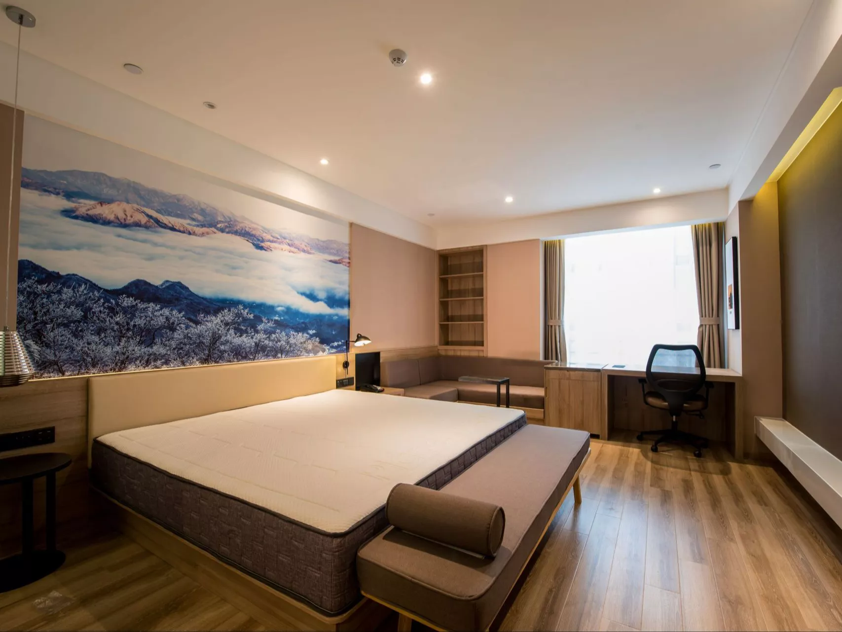 Business Hotel Guest Room Furniture Package BHGR03