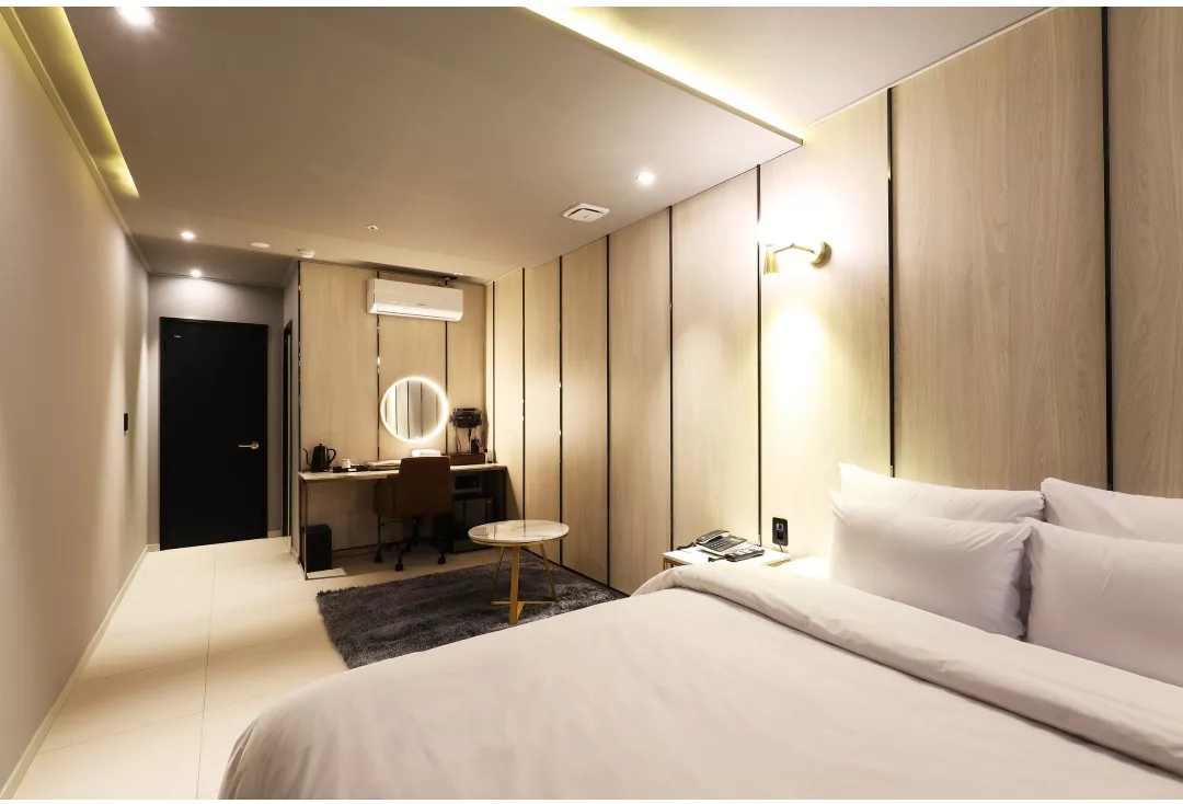 Hotel Guest Room Type-5