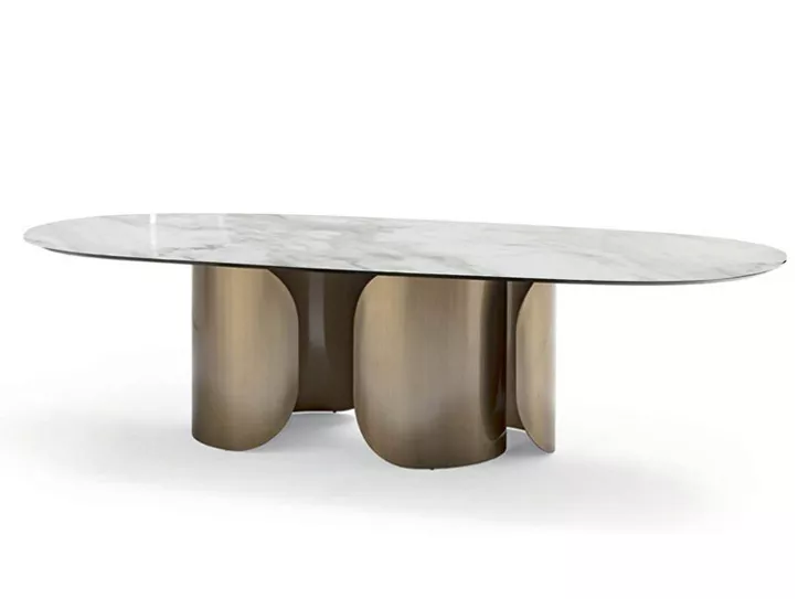 Hotel Oval Marble Dining Table with Brass Base – STLTT569