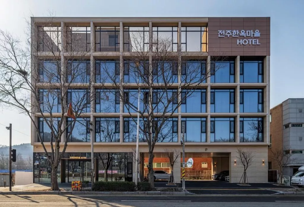 Jeonju Hanok Village Hotel