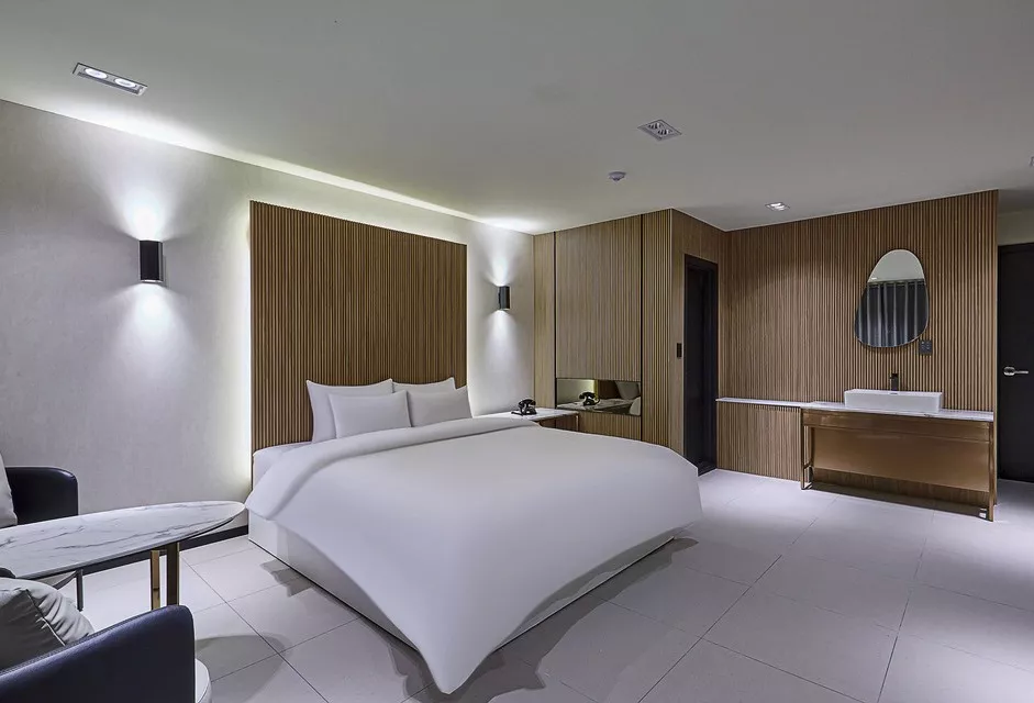 Premium Guest Room