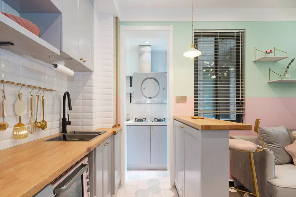 1782711374497710.webp compact serviced apartment bathroom vanity toilet and shower layout