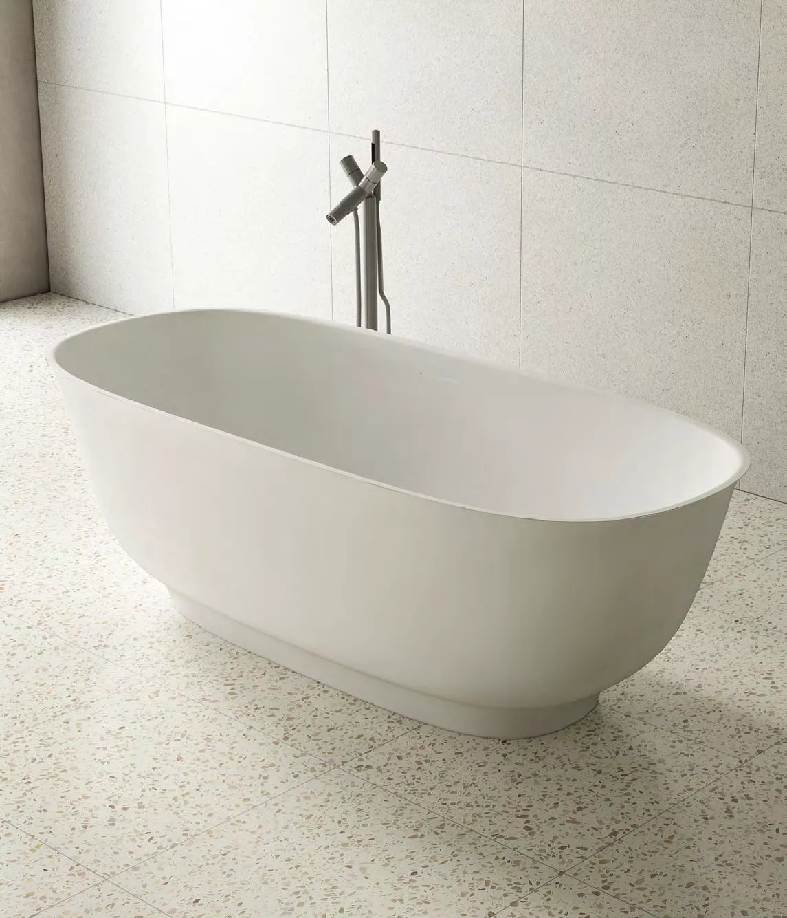 Modern Oval Deep-Soak Bathtub – STLBB5947