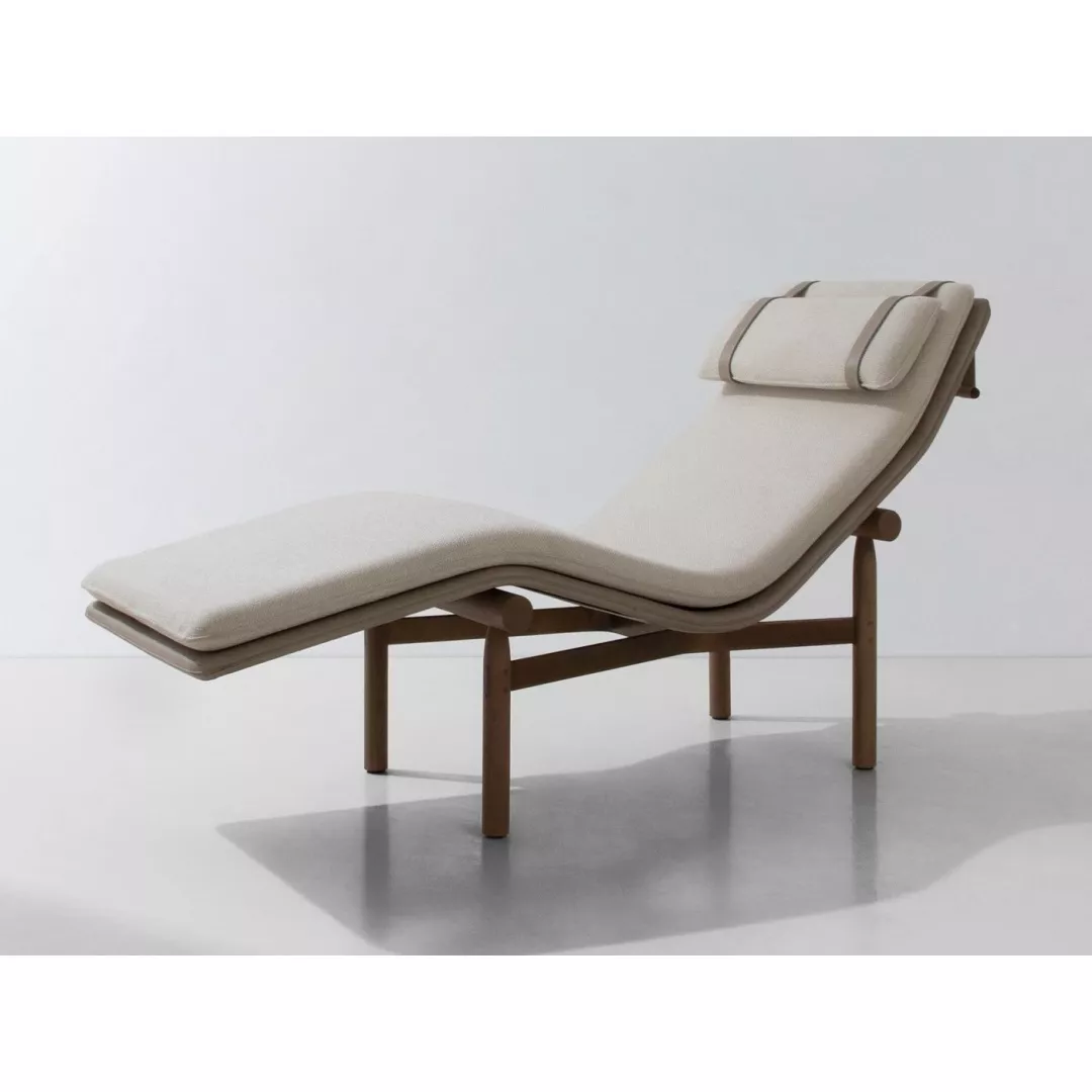 Hotel Strapped-Headrest Chaise–STLSF6960