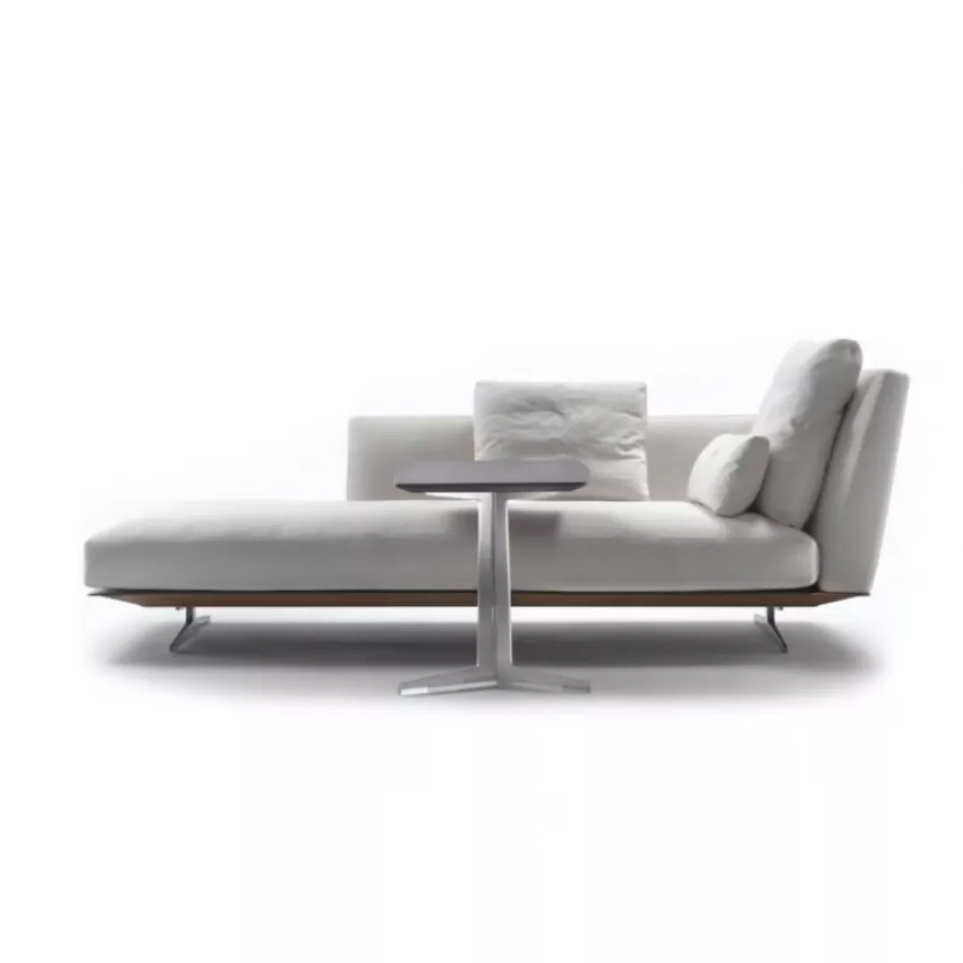 Hotel Low Platform Chaise with White Cushions – STLSF7047